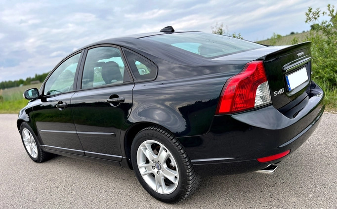 Volvo S40 cena 21900 przebieg: 272000, rok produkcji 2007 z Suchowola małe 211